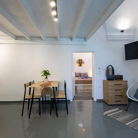 Loft Kaves Pool & Bar شقة