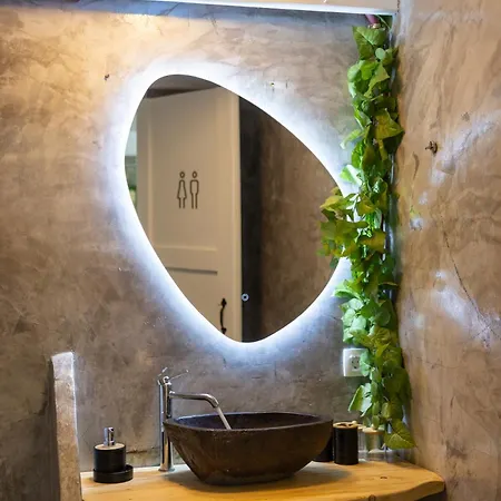 Loft Kaves Pool & Bar شقة
