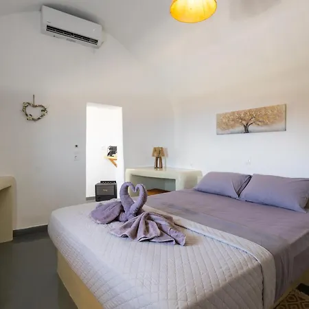 Loft Kaves Pool & Bar